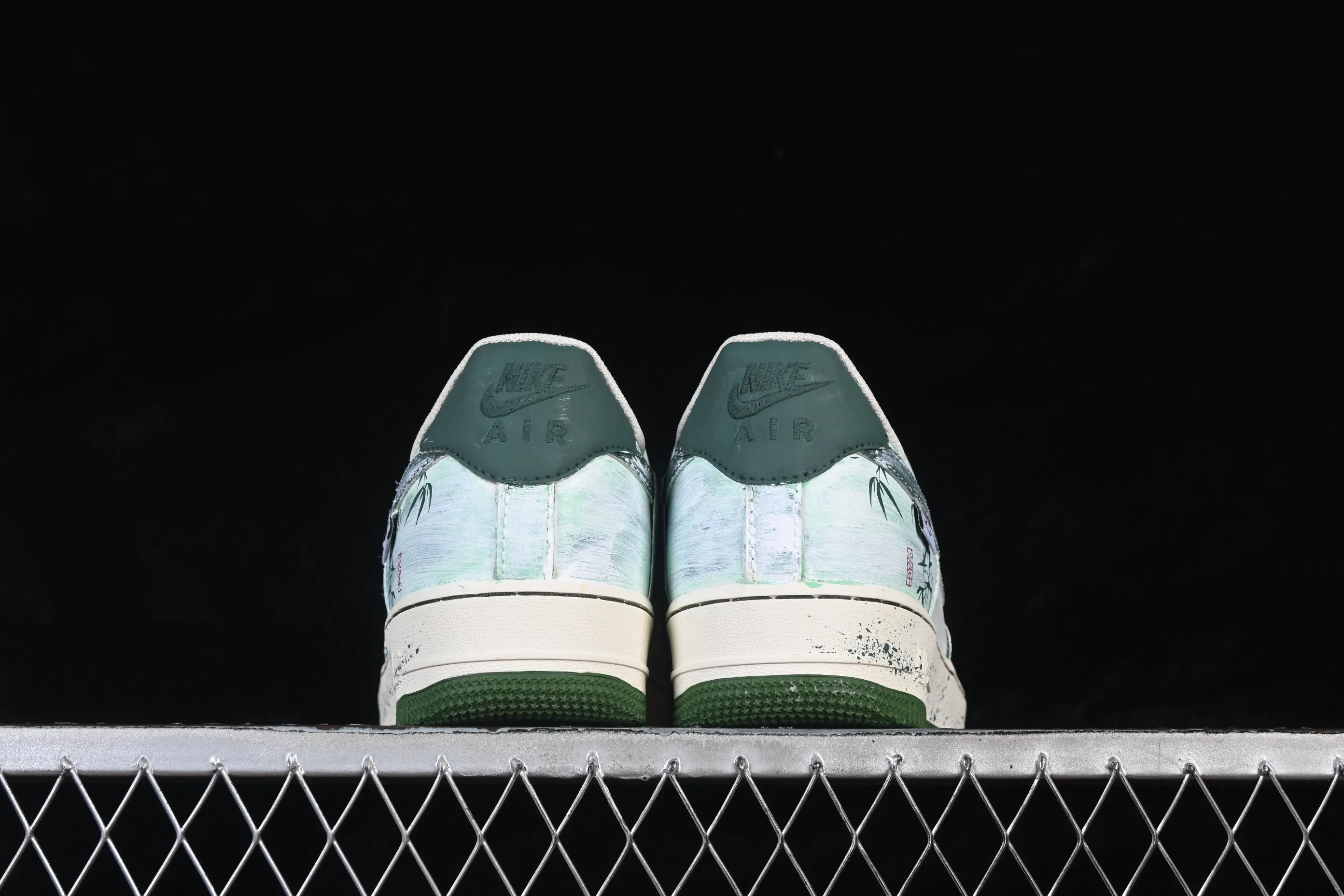 All categories Nk Air Force 1 Air Force series Nk Air Force 1 Low Air Force low-top Nike Air Force 1'07 Low "Bamboo In Ink Wash" Hand-painted graffiti Green bamboo ink rhyme Air Force 1 low-top casual sneakers FB1839-123